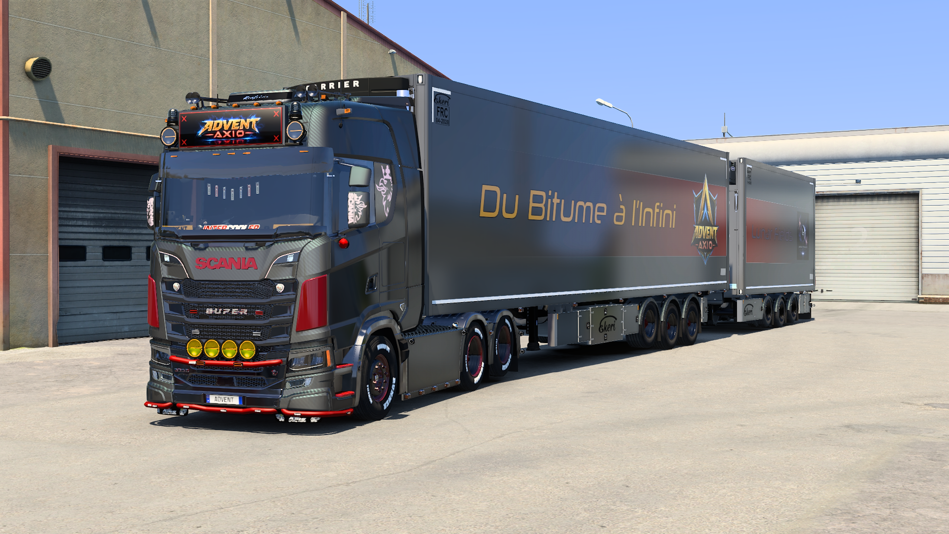 Scania Super Advent Axio avec double remorque frigorifique